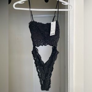 Women’s Out From Under Black Lingerie - Never Worn